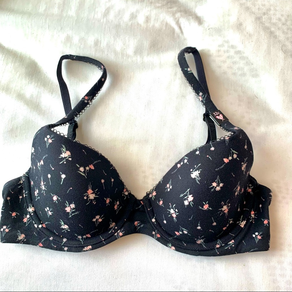 Black Floral Victoria’s Secret Bra